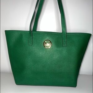 Michael Michael Kors Green Leather Medium
Jet Set Travel Tote